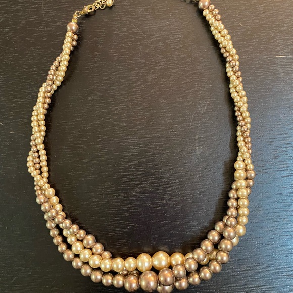 Vintage faux pearls necklace - Picture 2 of 5